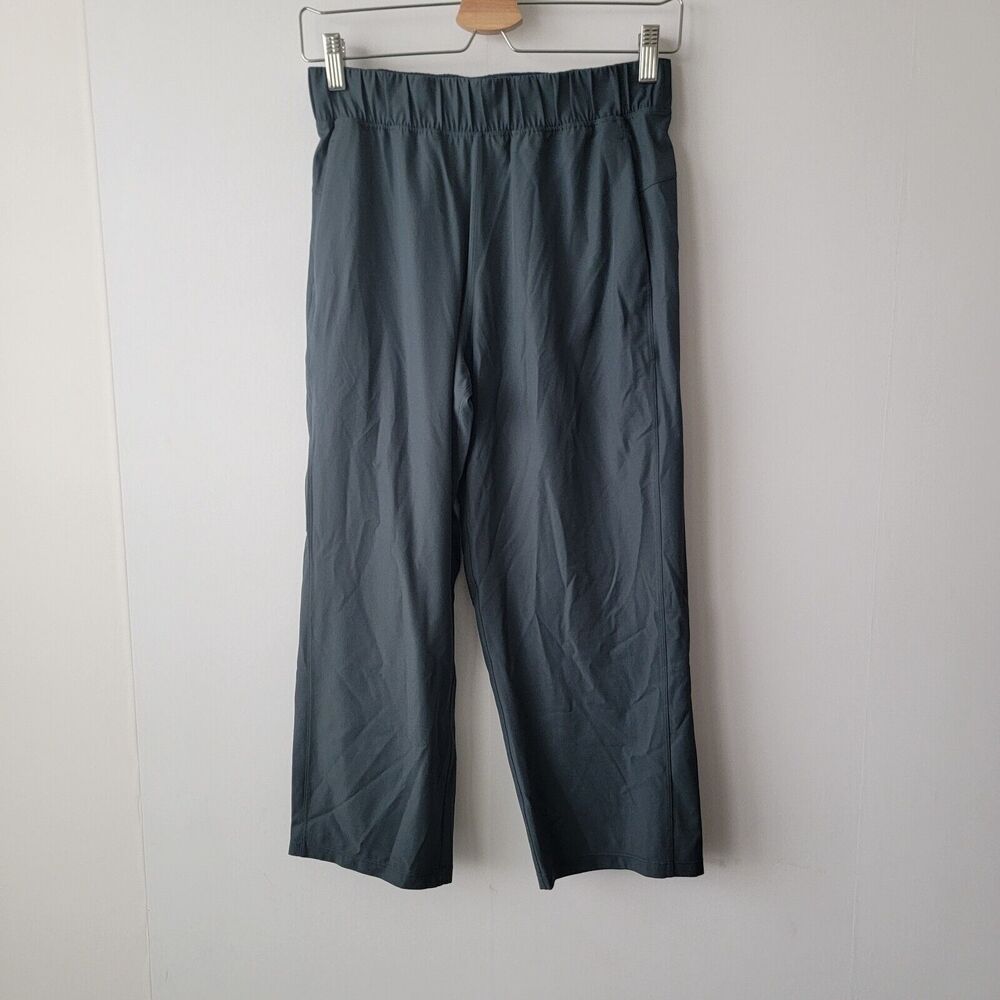 lululemon athletica Teal Cropped Pants